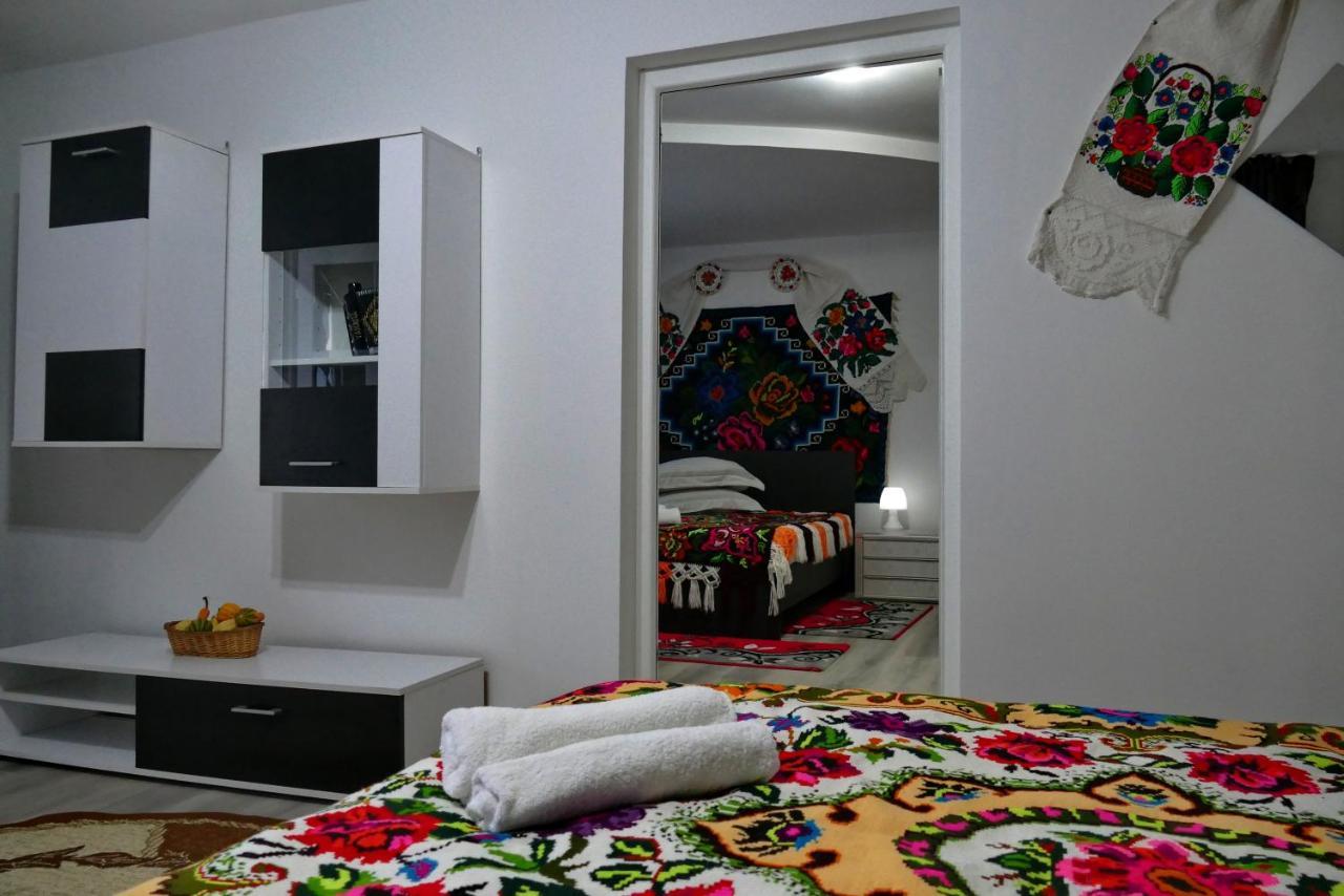 Appartement La Dory à Satu Sugatag Extérieur photo
