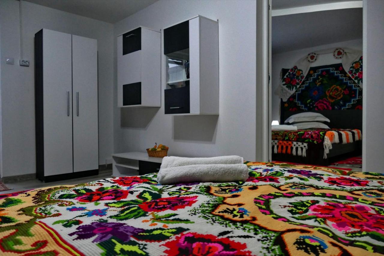 Appartement La Dory à Satu Sugatag Extérieur photo