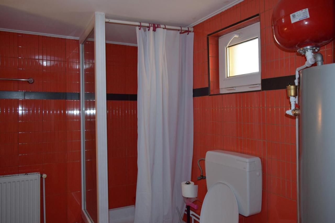 Appartement La Dory à Satu Sugatag Extérieur photo
