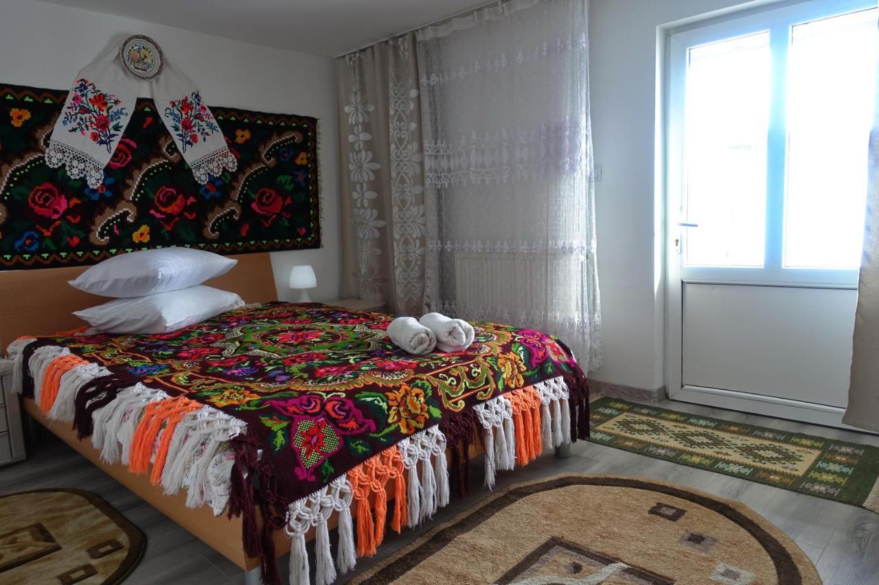 Appartement La Dory à Satu Sugatag Extérieur photo
