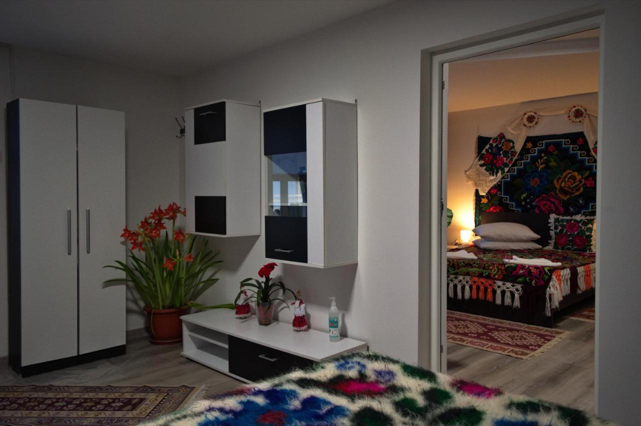 Appartement La Dory à Satu Sugatag Extérieur photo