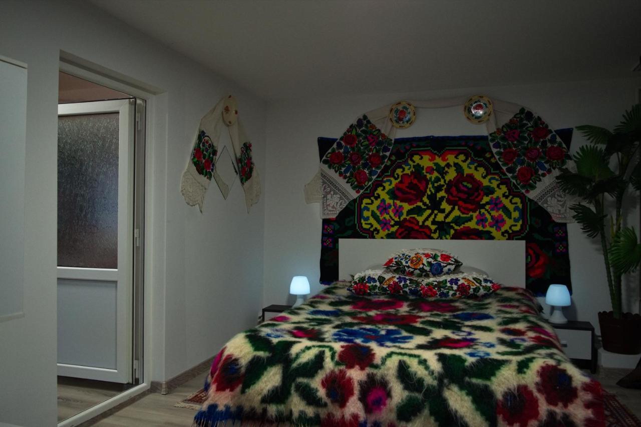 Appartement La Dory à Satu Sugatag Extérieur photo